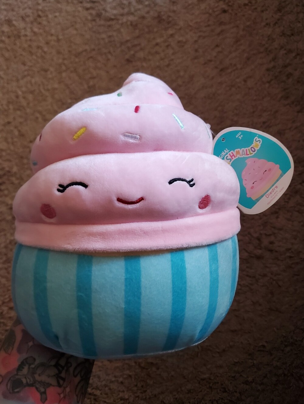 *NWT* Squishmallows 8" Diedre The Cupcake Plush